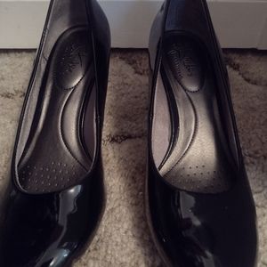Life Stride Soft System classic Black pumps. EUC. 7